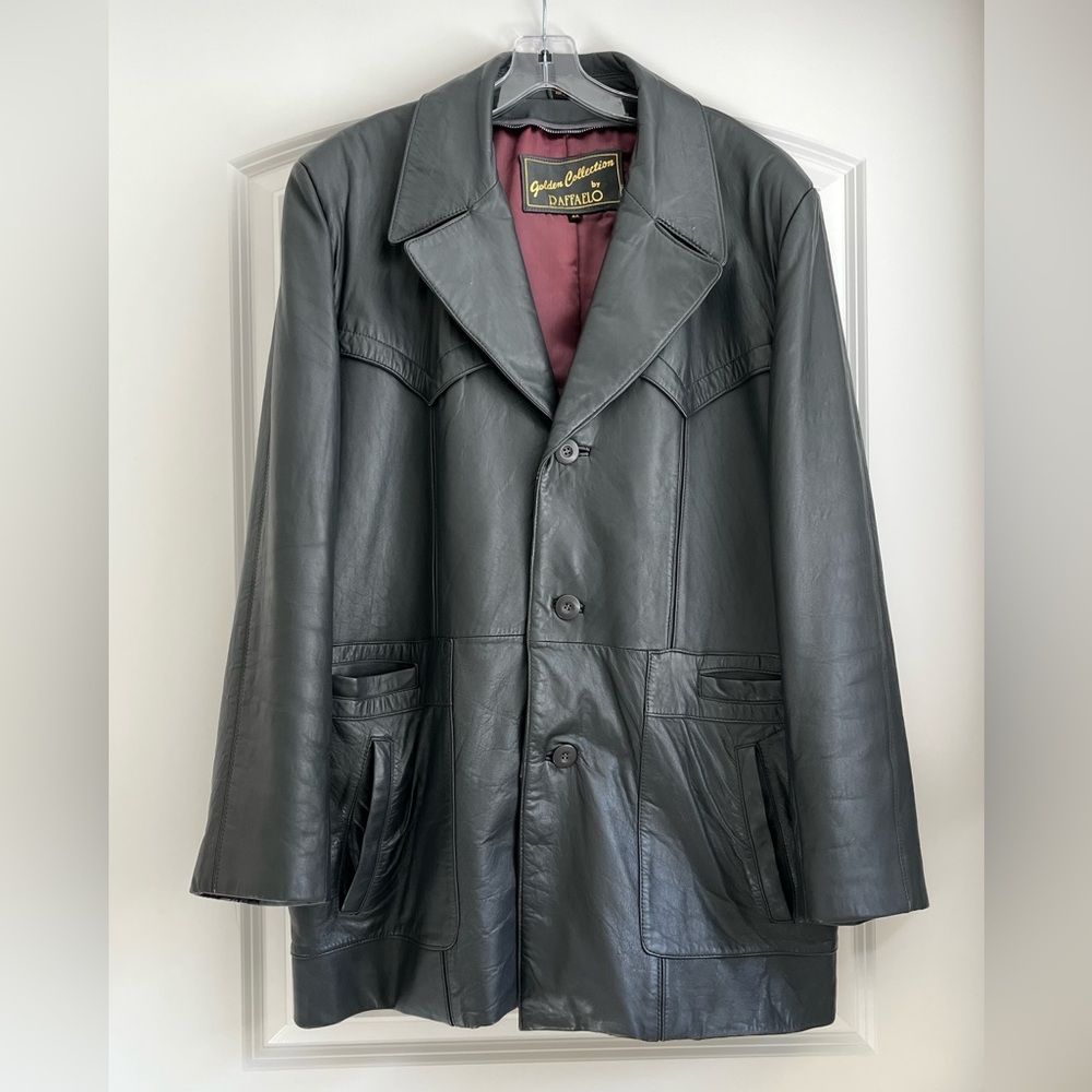Raffaelo Men’s Gray Leather jacket size 44. Super soft leather.